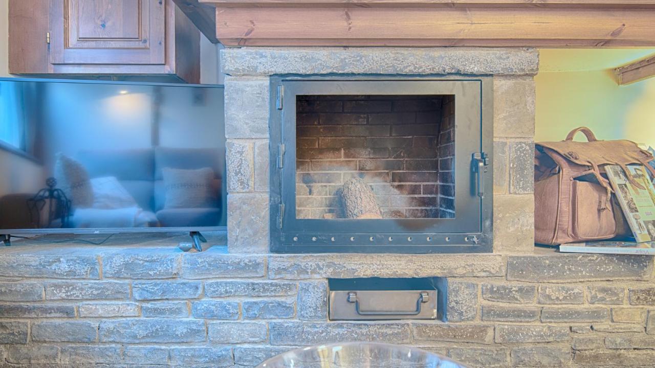 Saplan Real Estate Carlac Les, Catalonia Kültér fotó